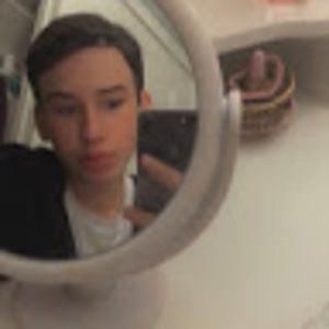 Meet your Posher, Cris